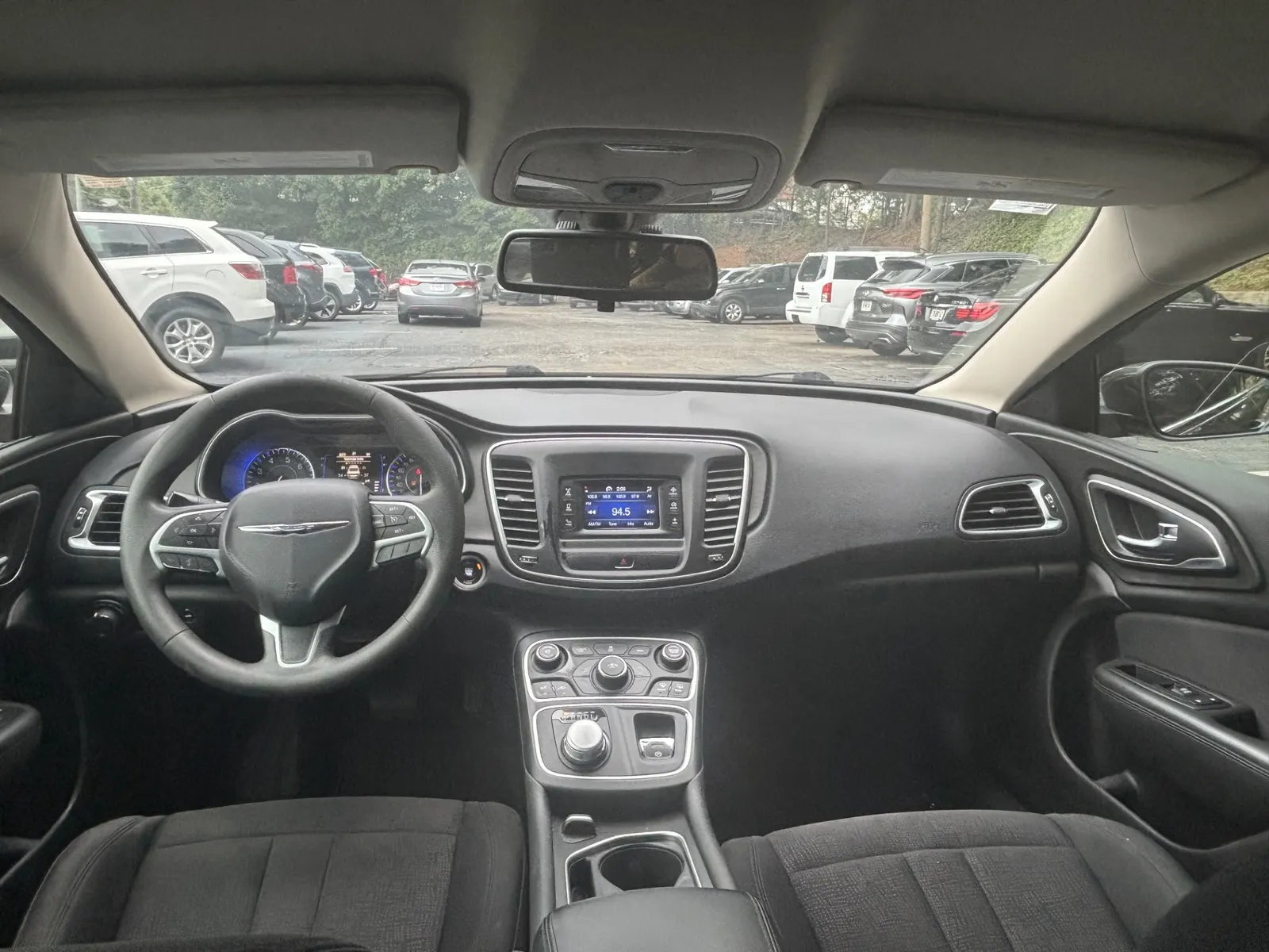 2015 CHRYSLER 200 LIMITED — photo 5