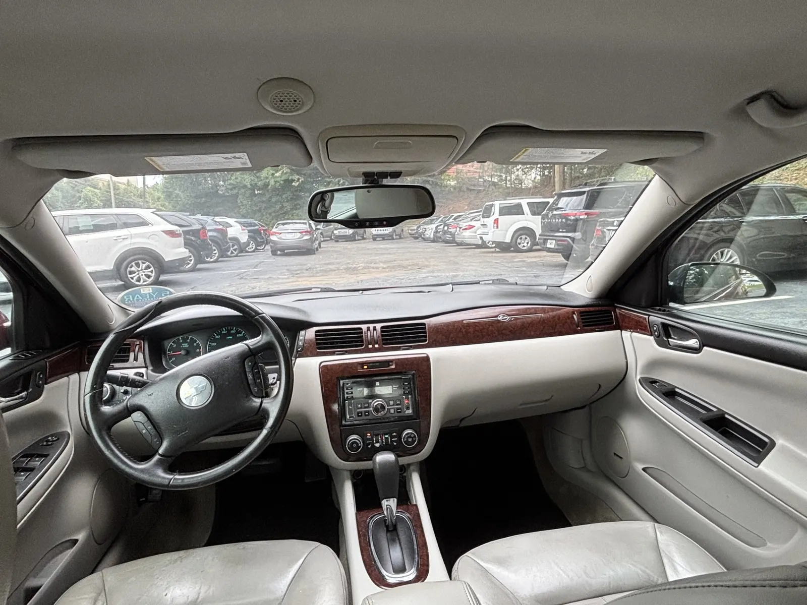2011 CHEVROLET IMPALA — photo 5