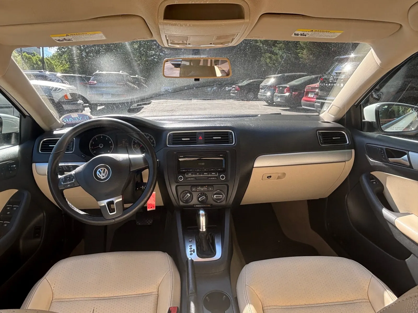 2013 VOLKSWAGEN JETTA SE — photo 4