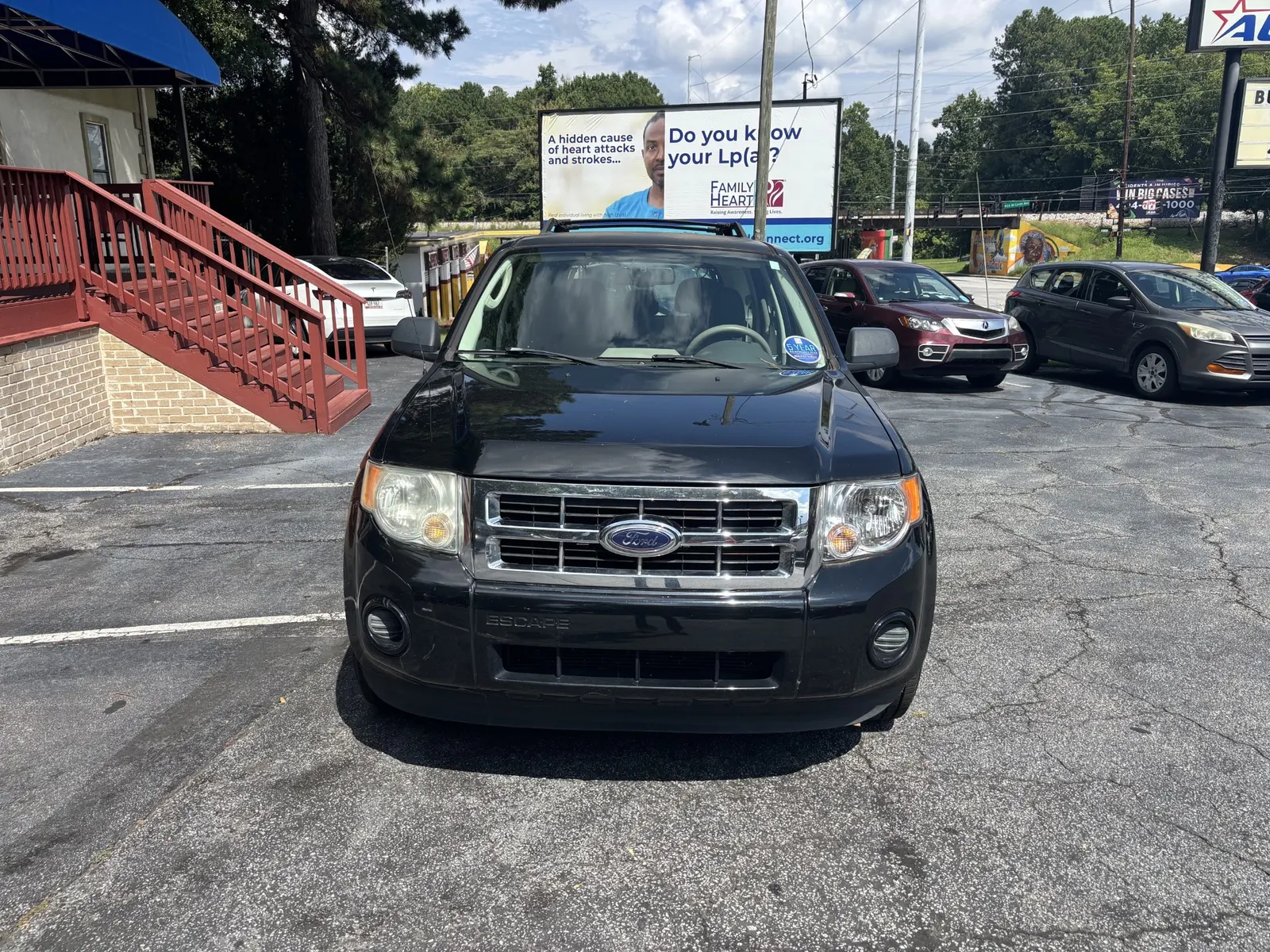 2010 FORD ESCAPE — photo 2