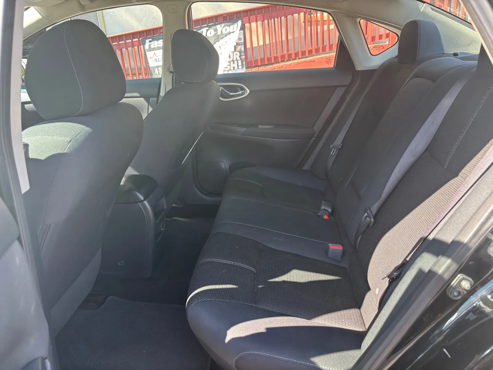 2015 NISSAN SENTRA — photo 6