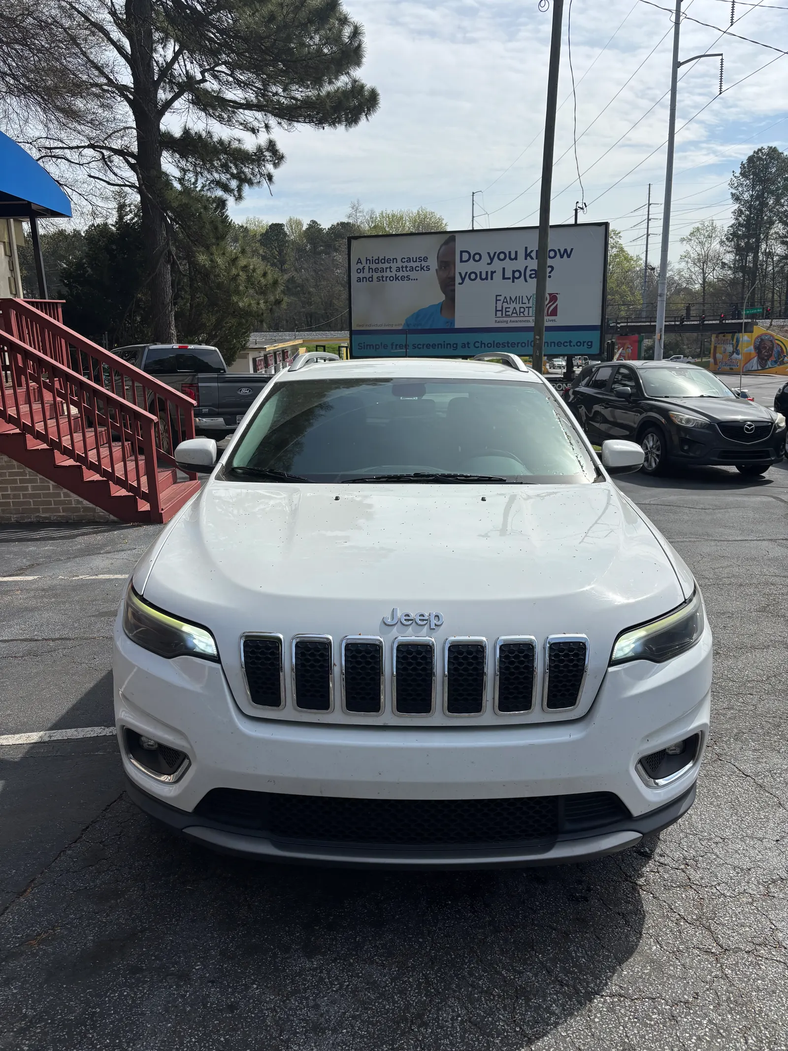 2019 JEEP CHEROKEE — photo 2