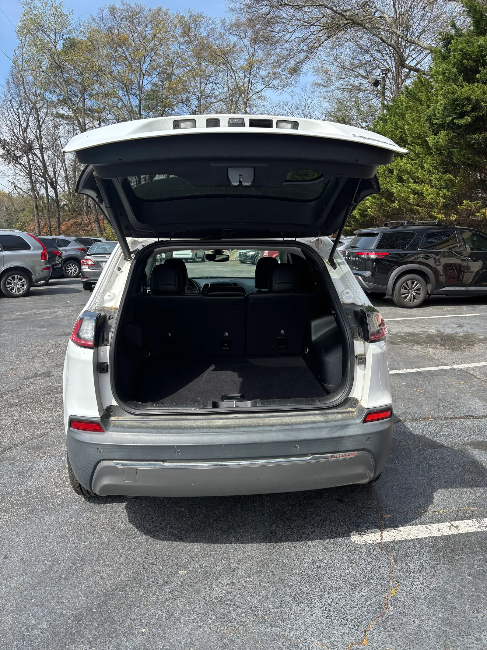 2019 JEEP CHEROKEE — photo 6