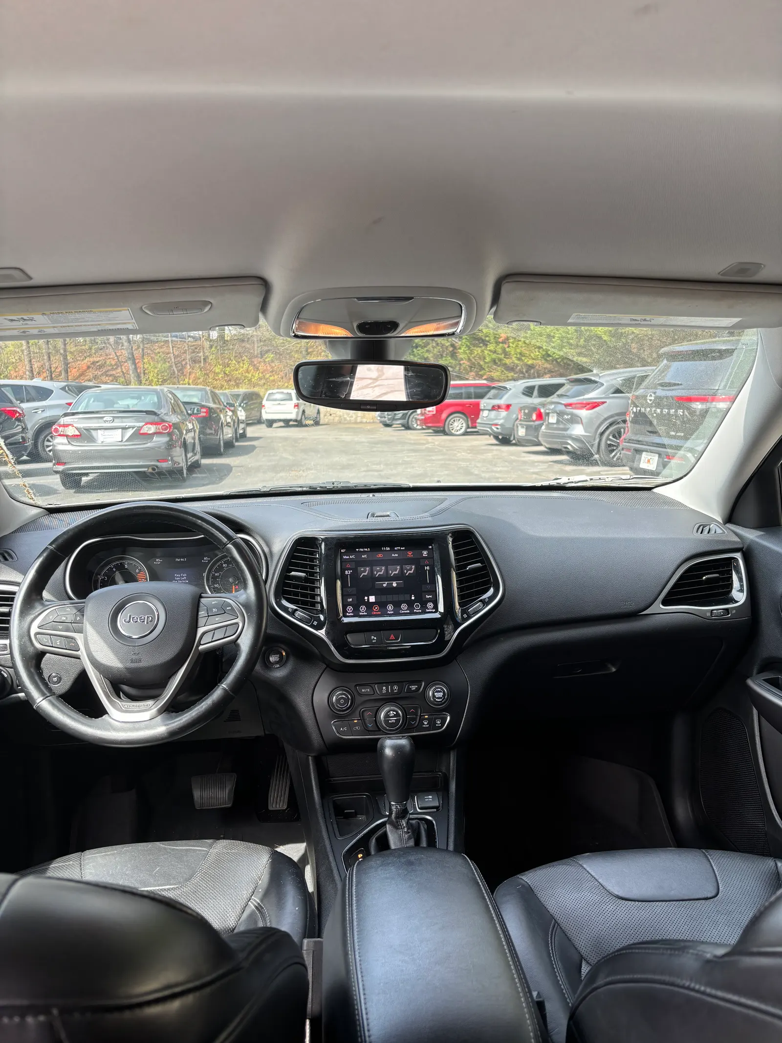 2019 JEEP CHEROKEE — photo 4