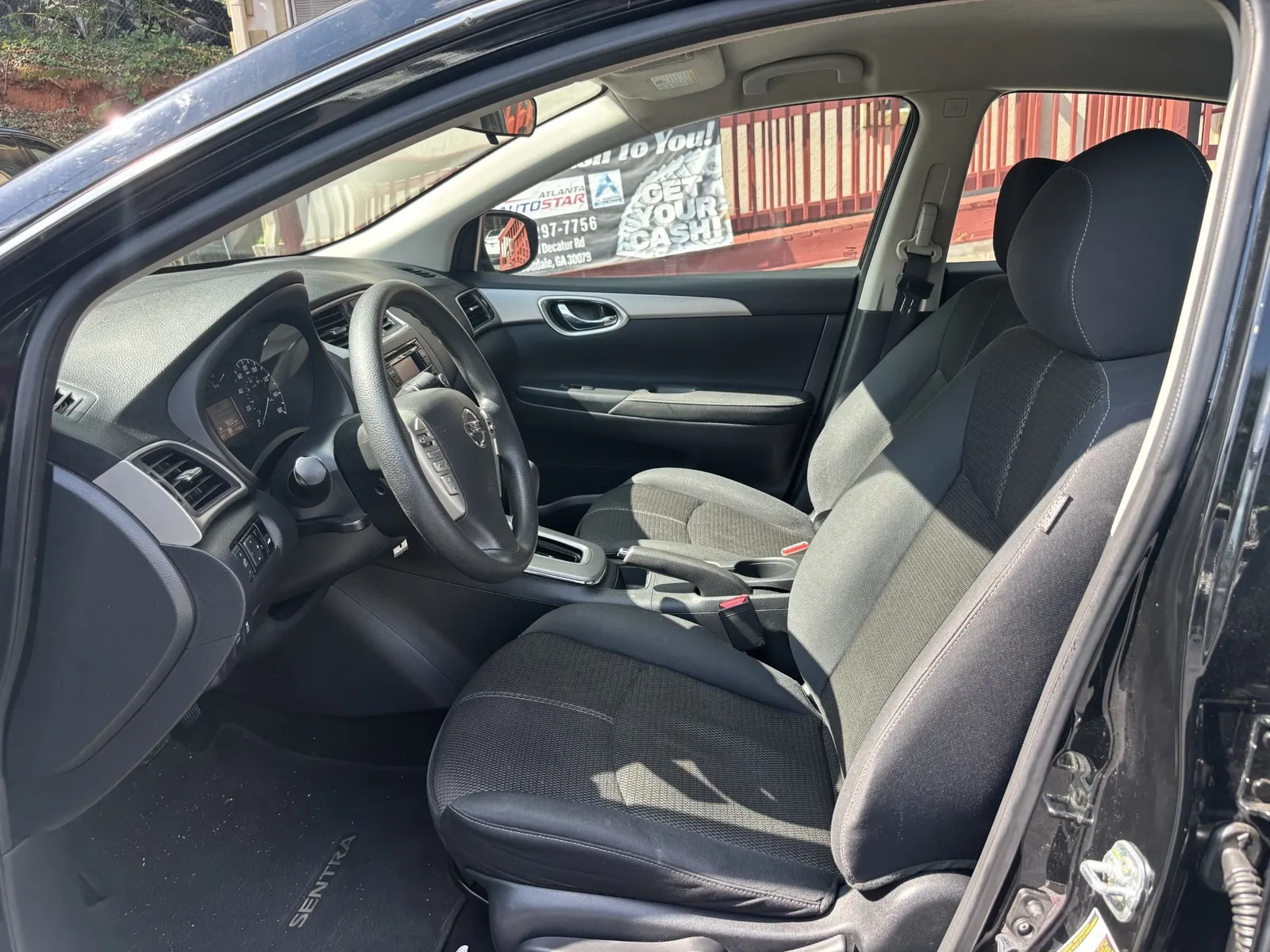 2015 NISSAN SENTRA — photo 4