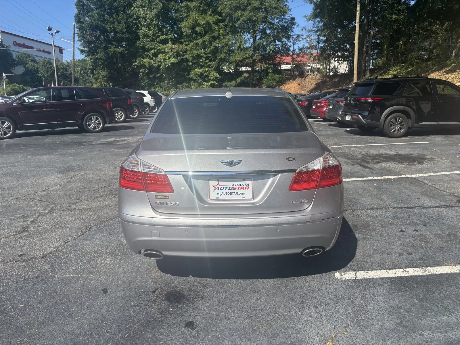 2011 HYUNDAI GENESIS — photo 7