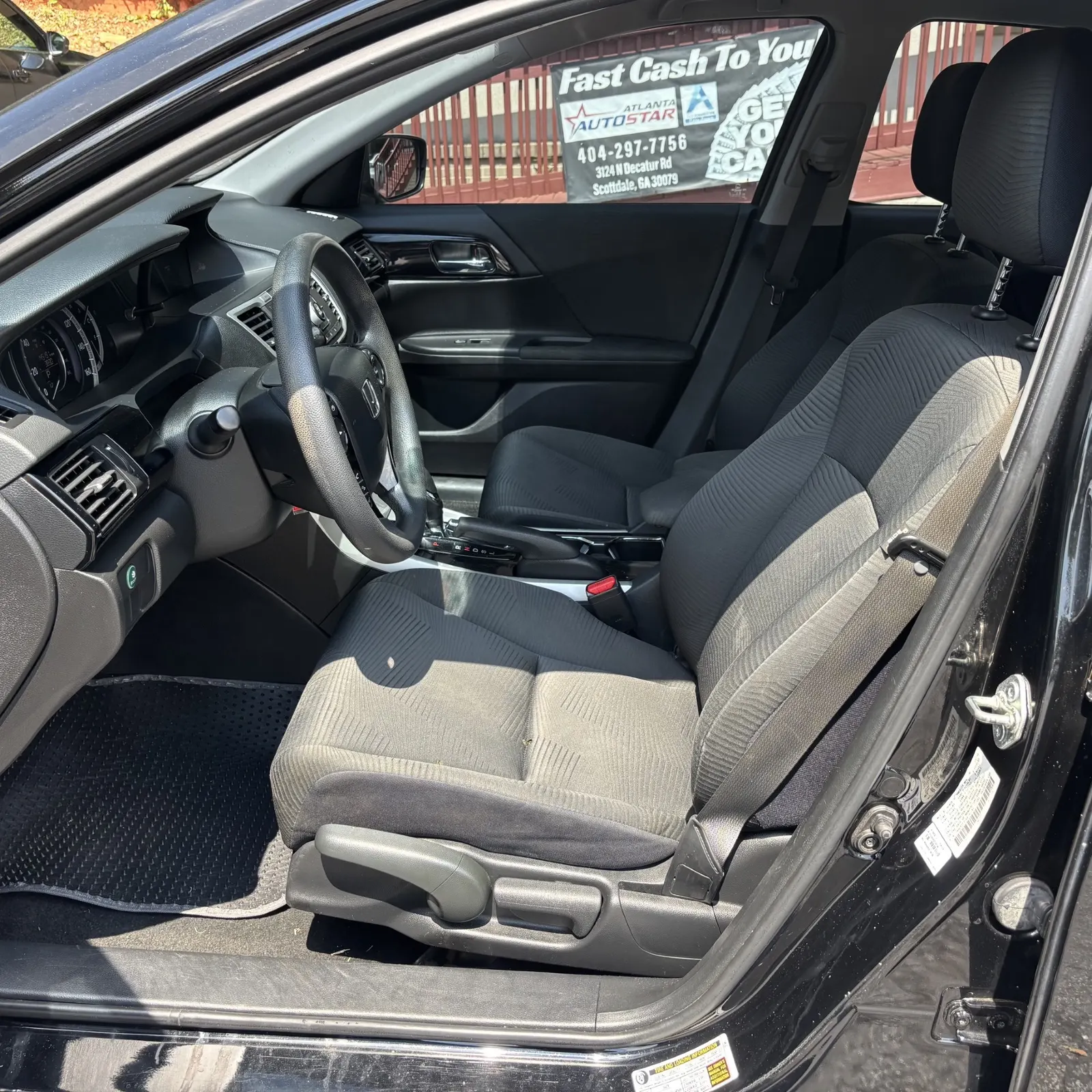 2016 HONDA ACCORD LX — photo 4