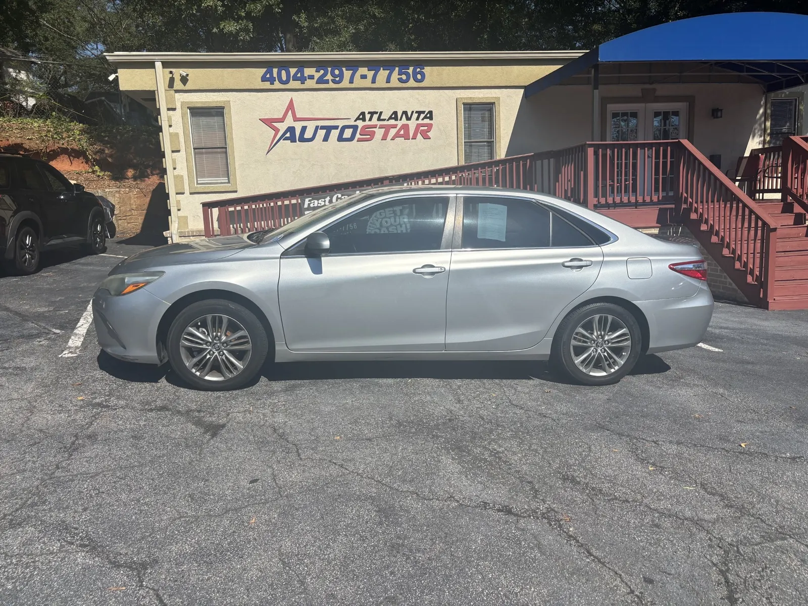 2015 TOYOTA CAMRY — photo 3