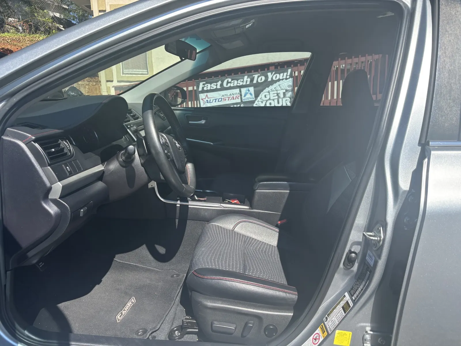 2015 TOYOTA CAMRY — photo 4