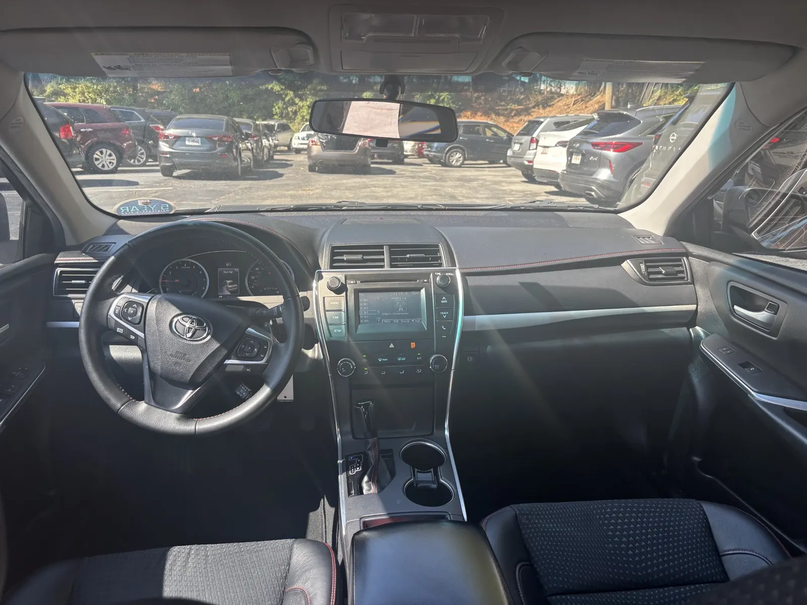 2015 TOYOTA CAMRY — photo 5